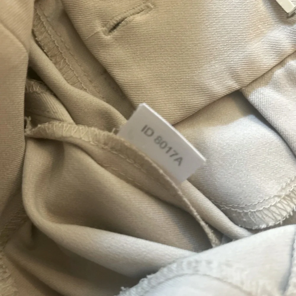 Women’s Ann Taylor LOFT khaki rayon spandex stretch dress pants size 4 wide leg - Picture 7 of 7